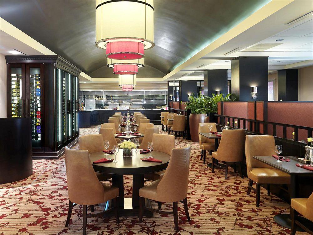 Sheraton Suites Wilmington Downtown Restaurant foto